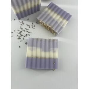 3x Goat Milk and Oatmeal Soap Bar Lavendar Vanilla Purple 3oz Face Body New